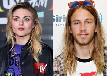 Riley Hawk do toho praštil a vzal si dceru Kurta Cobaina